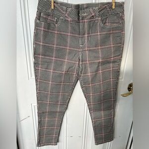 St. John’s Bay Women’s pants